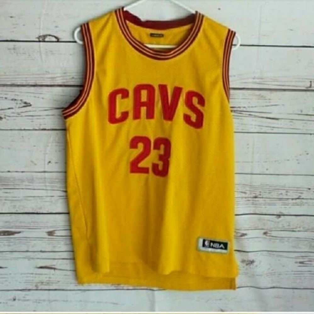 LeBron James 23 Cavaliers‎ Gold Red Jersey 23 XL